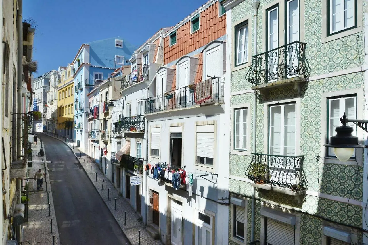 Apartment Santana 2 - Checkinhome Lisbon